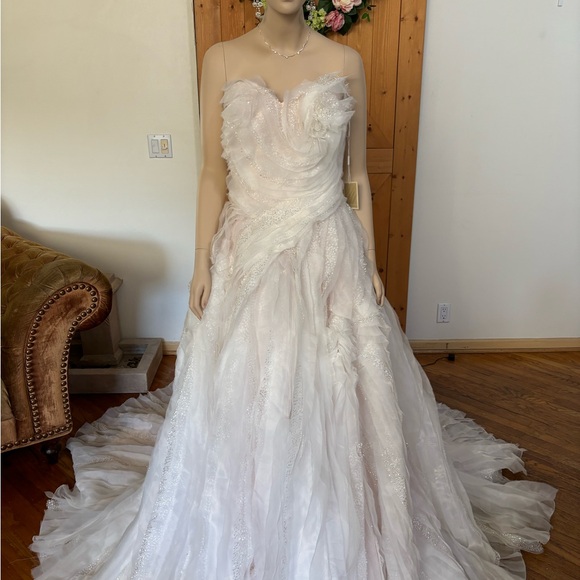 YSA Makino Blush Wedding gown size 12 - Picture 13 of 17